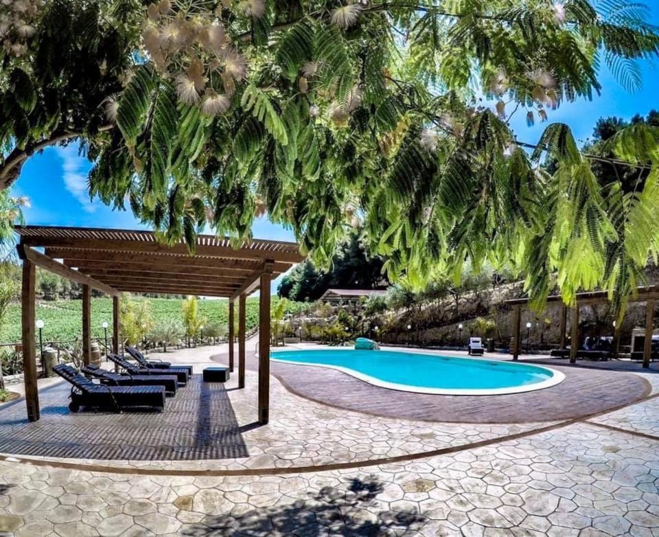 Agriturismo Tenute Pispisa Segesta كالاتافيمي المظهر الخارجي الصورة