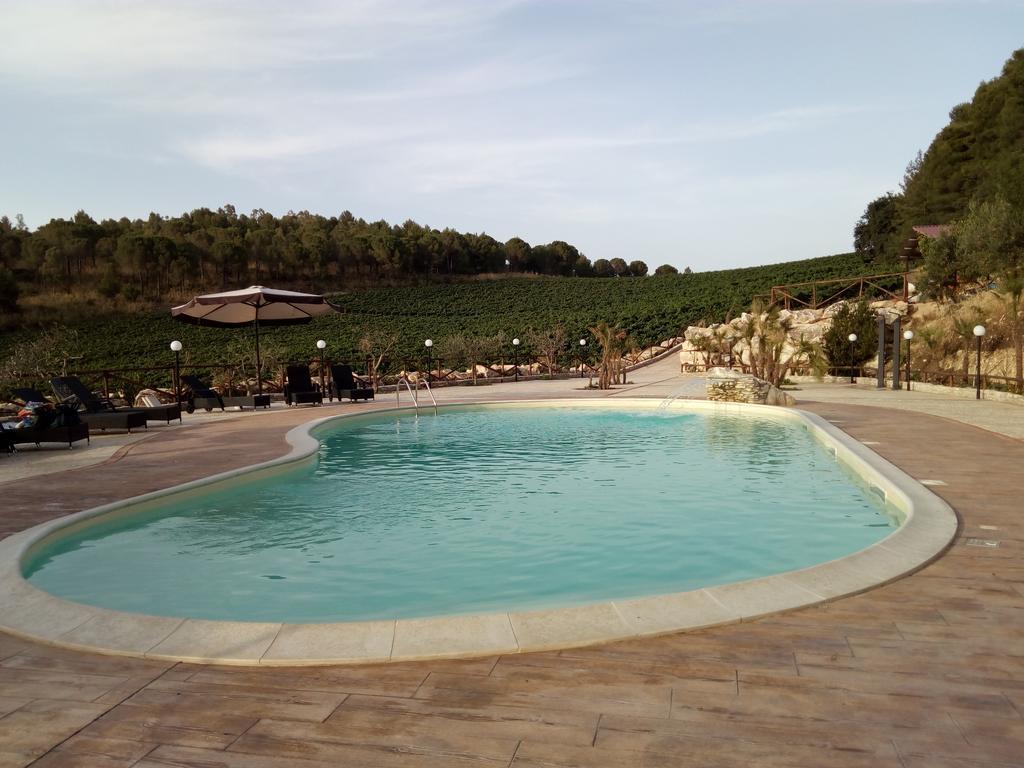 Agriturismo Tenute Pispisa Segesta كالاتافيمي المظهر الخارجي الصورة